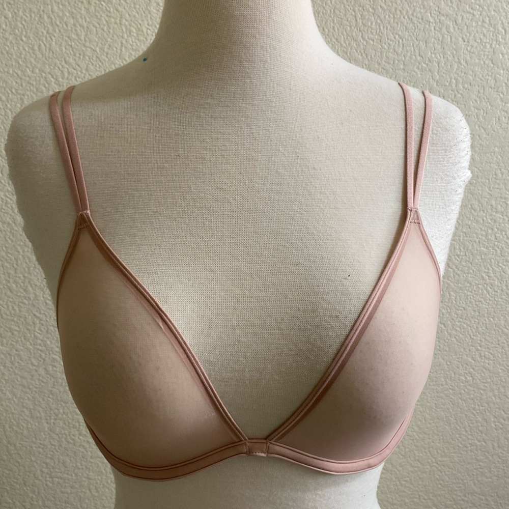 Calvin Klein Plunge Neck Unlined‎ Wire Bra Sheer